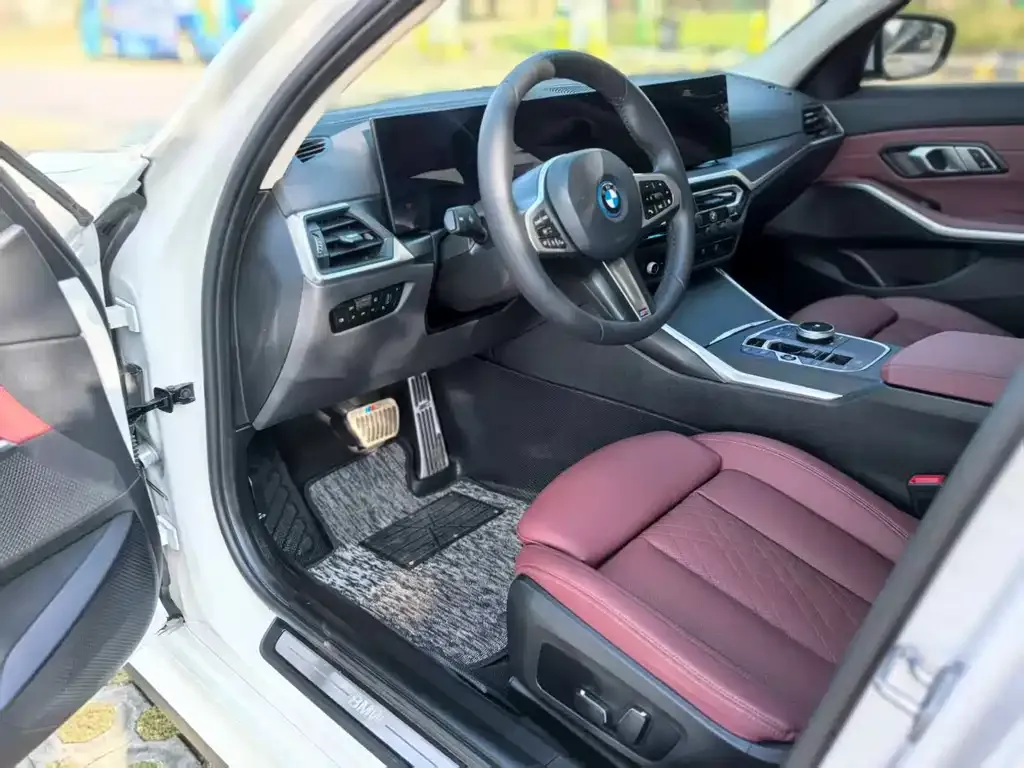 BMW i3 — фото 5