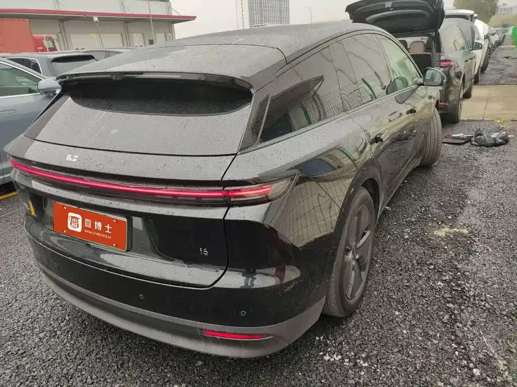 Li Auto i6 — фото 2
