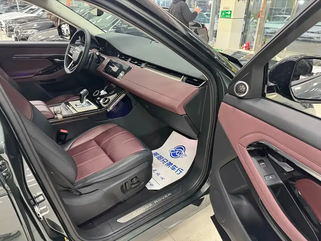 Land Rover Evoque — фото 7