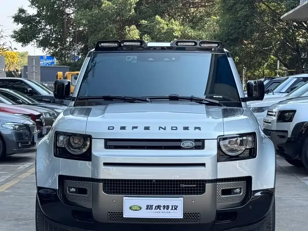 Land Rover Defender — фото 4