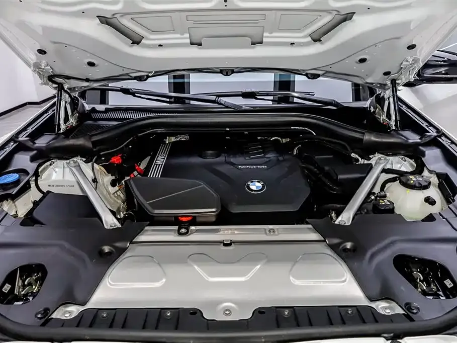 BMW X3 — фото 10