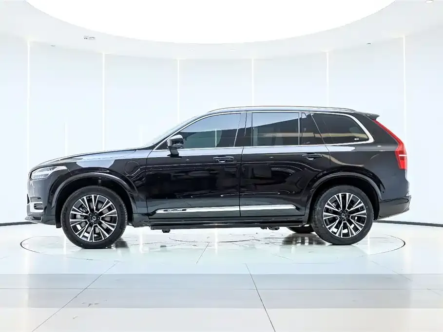 Volvo XC90 PHEV — фото 3