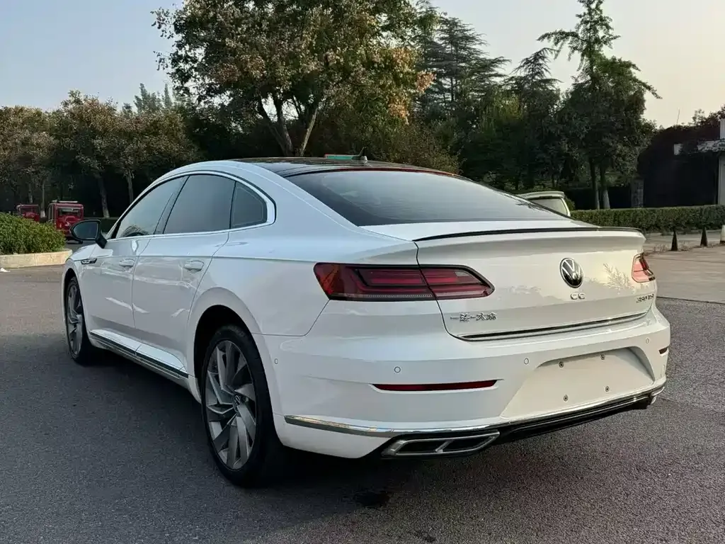 Volkswagen CC — фото 4