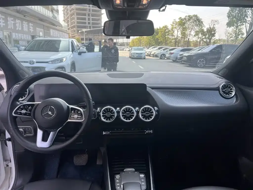 Mercedes-Benz GLA — фото 3