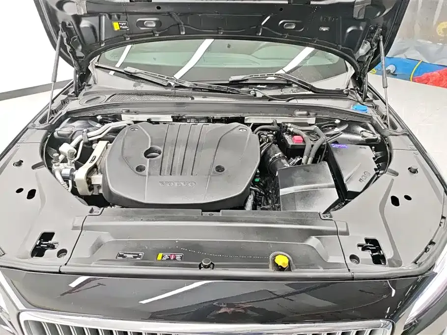 Volvo S90 — фото 9