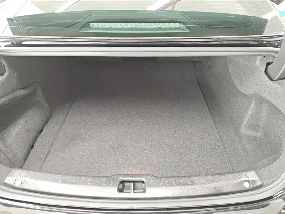 Volvo S90 — фото 10