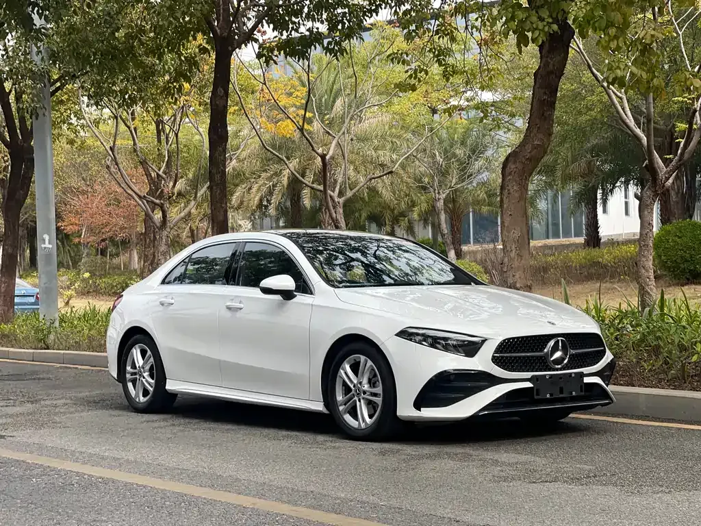 Mercedes-Benz A-Class — фото 7