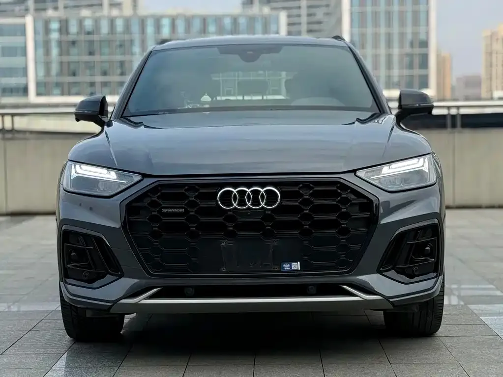 Audi Q5L — фото 2