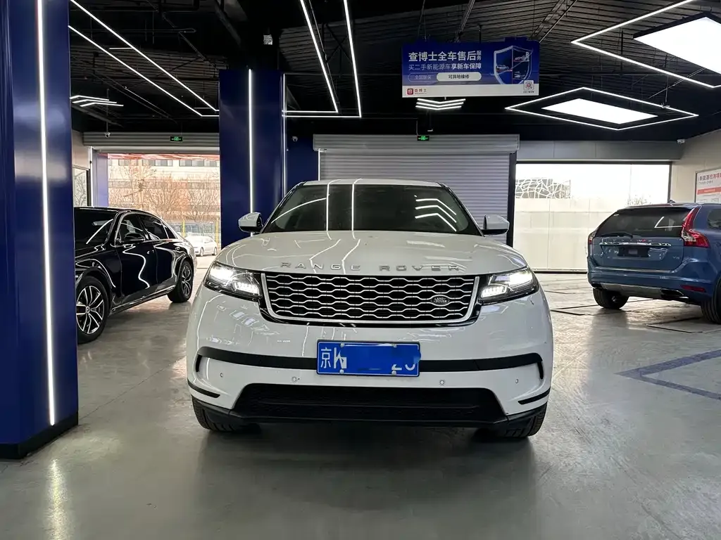 Land Rover Velar — фото 10