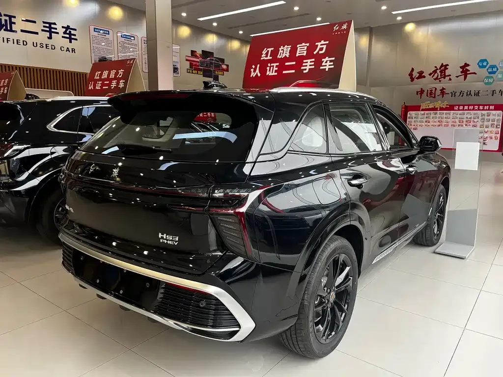 Hongqi HS3 PHEV — фото 3