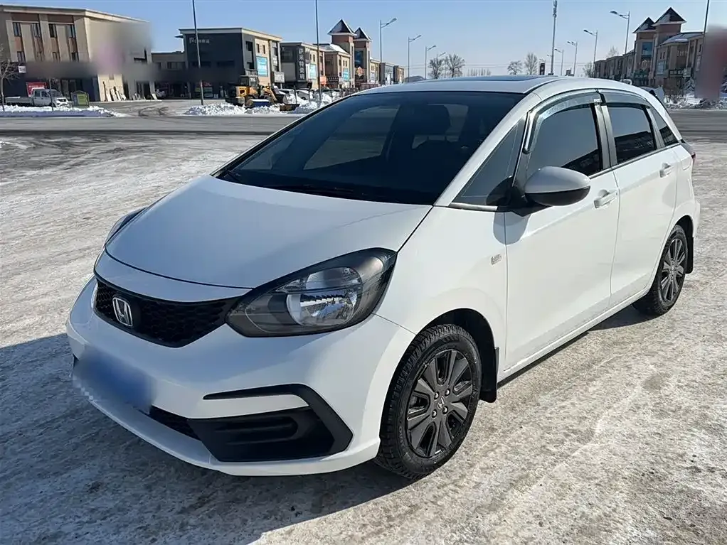 Honda Fit — фото 1