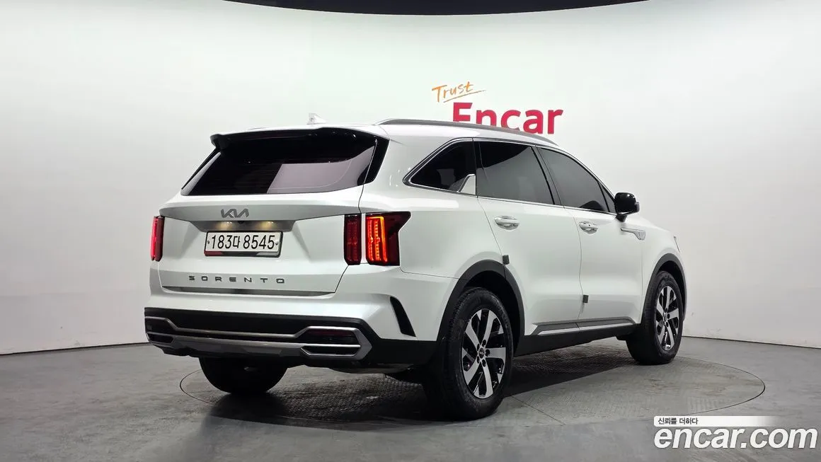 Kia Sorento — фото 5