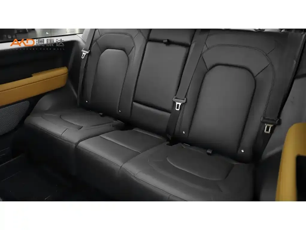 Land Rover Defender — фото 6