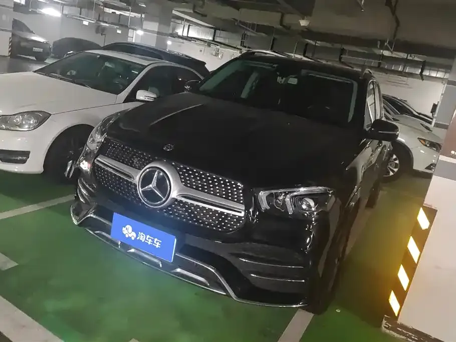 Mercedes-Benz GLE — фото 1