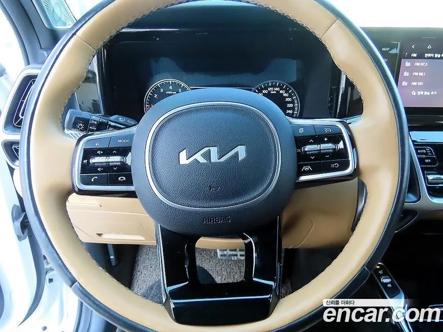 Kia Sorento — фото 5