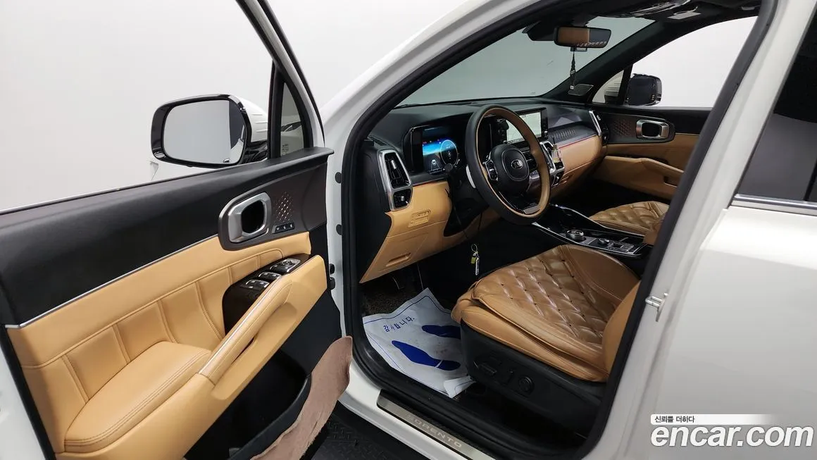 Kia Sorento — фото 8