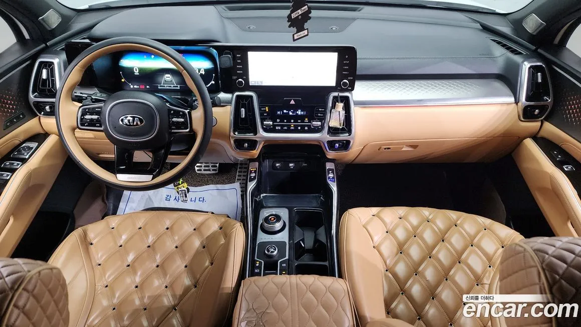 Kia Sorento — фото 6