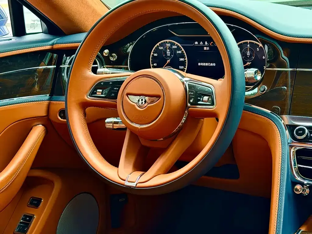 Bentley Flying Spur — фото 5