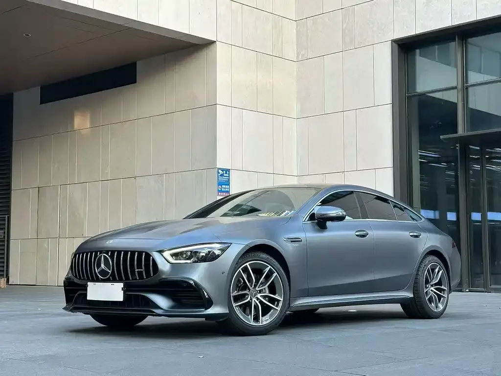Mercedes-Benz AMG GT — фото 1