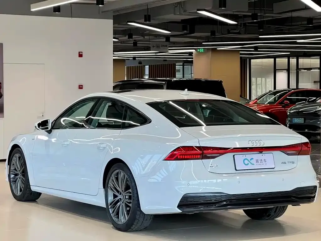 Audi A7 — фото 3
