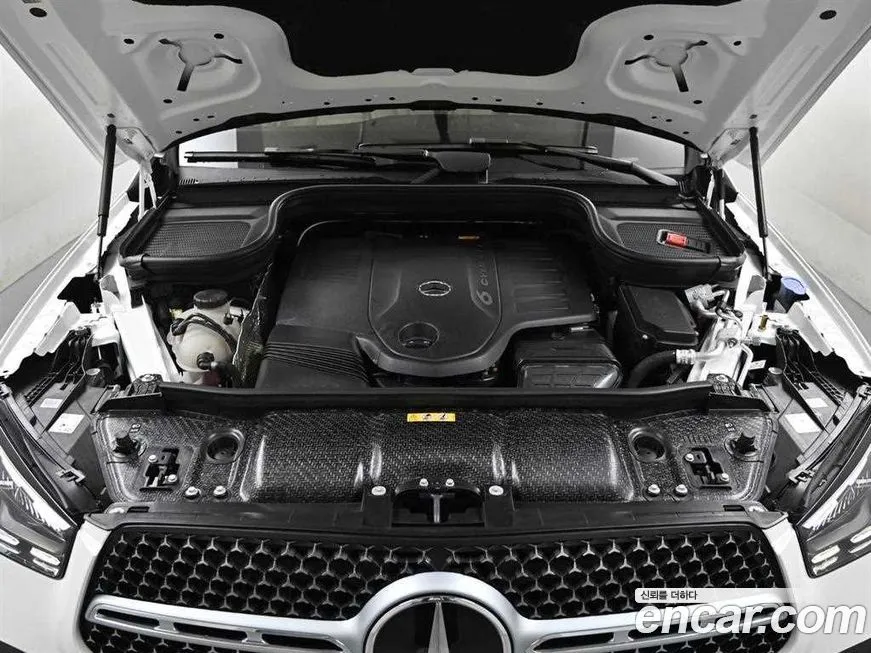 Mercedes-Benz GLE-Class — фото 10