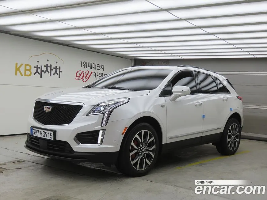 Cadillac XT5 — фото 1