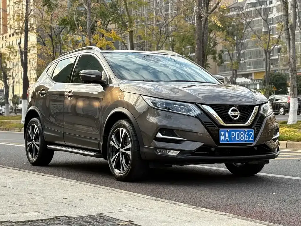 Nissan Qashqai — фото 7