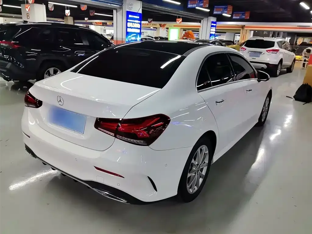 Mercedes-Benz A-Class — фото 10