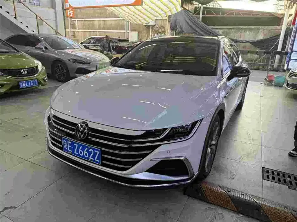 Volkswagen CC — фото 1