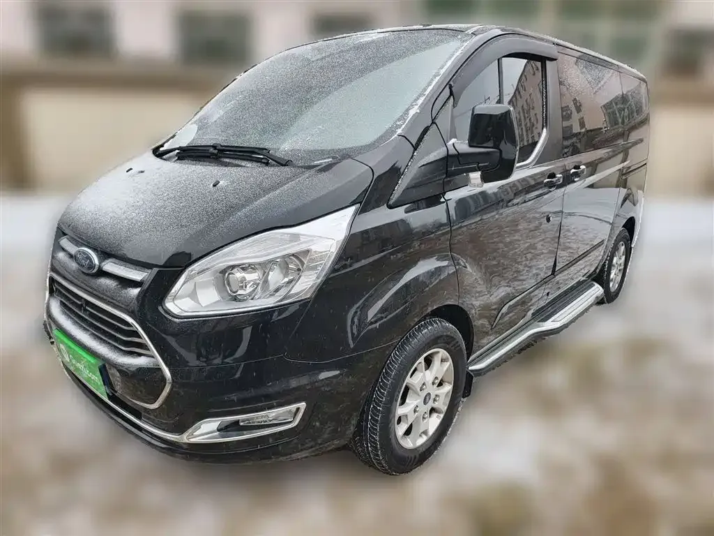 Ford Tourneo — фото 10