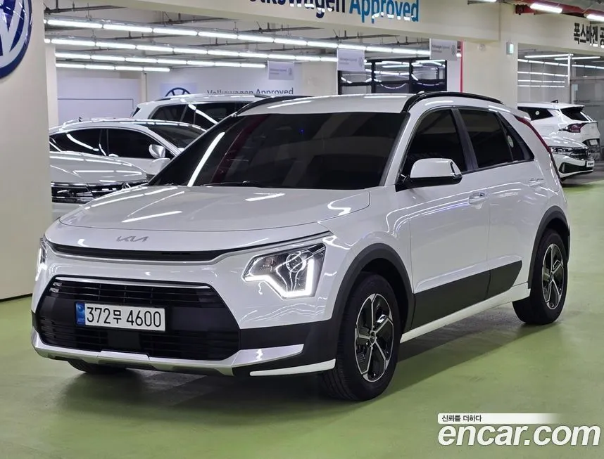 Kia Niro — фото 1