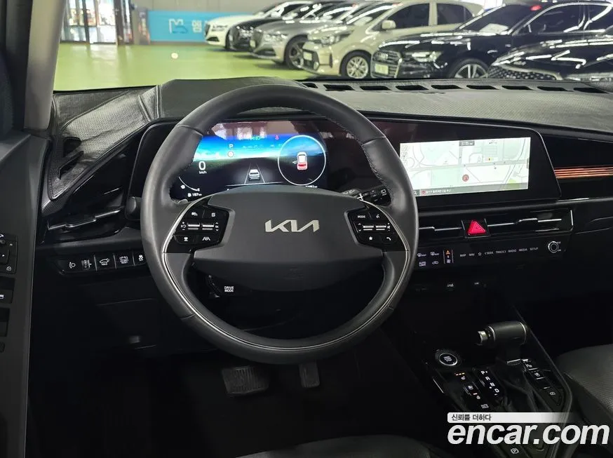 Kia Niro — фото 10