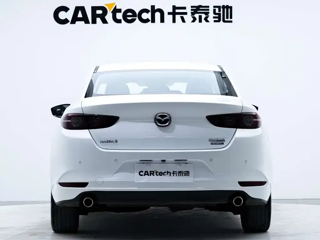 Mazda 3 Axela — фото 2