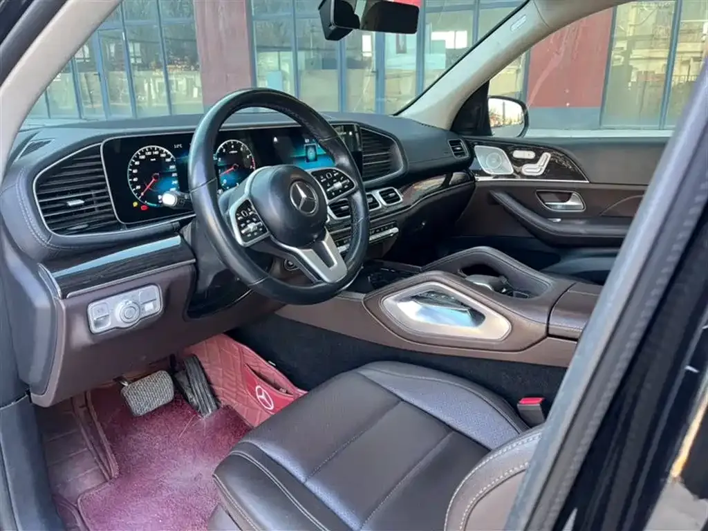 Mercedes-Benz GLE — фото 8
