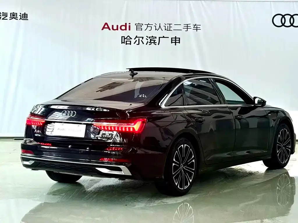 Audi A6L — фото 8