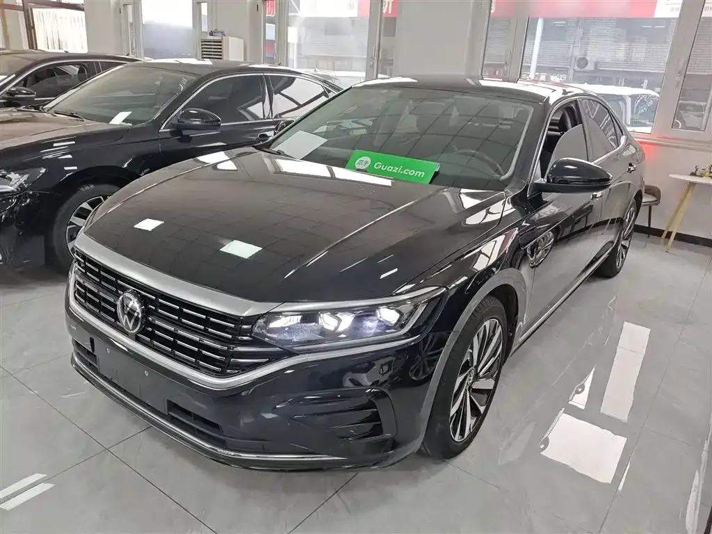 Volkswagen Passat — фото 10