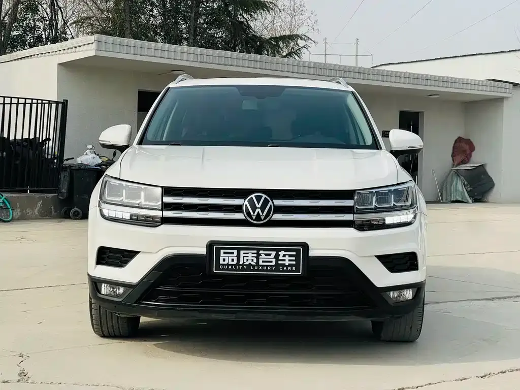 Volkswagen Tharu — фото 6