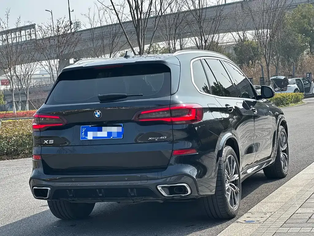BMW X5 (Import) — фото 9