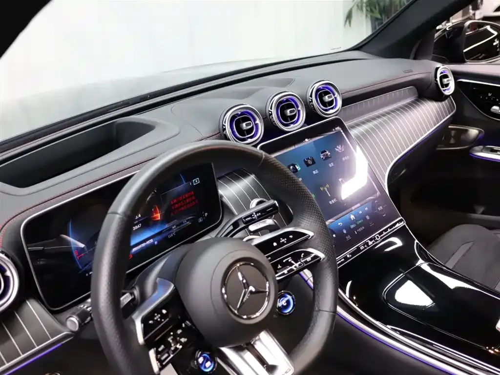 Mercedes-Benz GLC AMG — фото 10