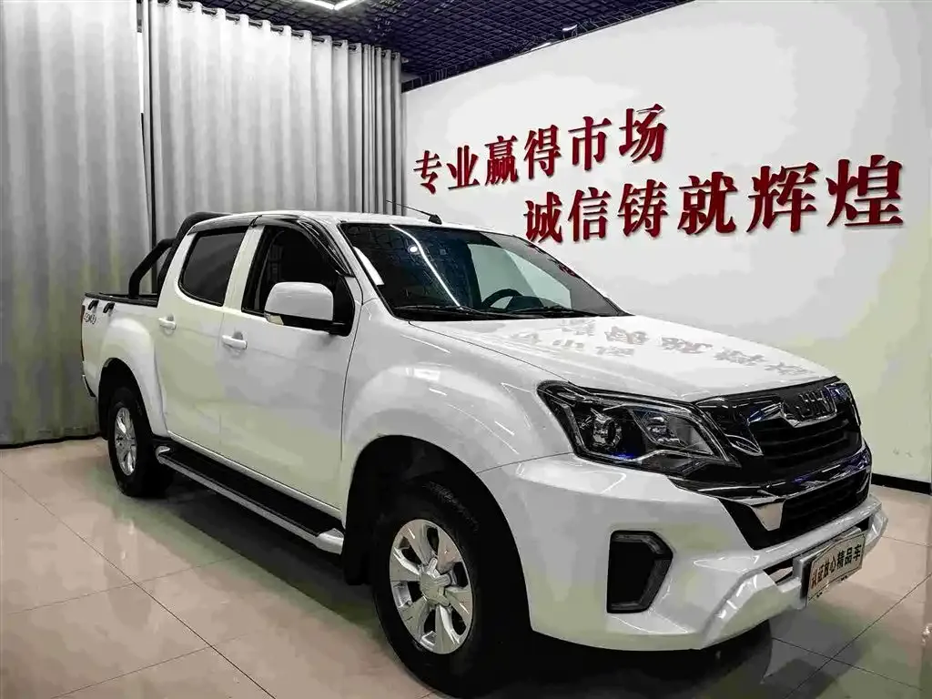 Isuzu RE-MAX — фото 6