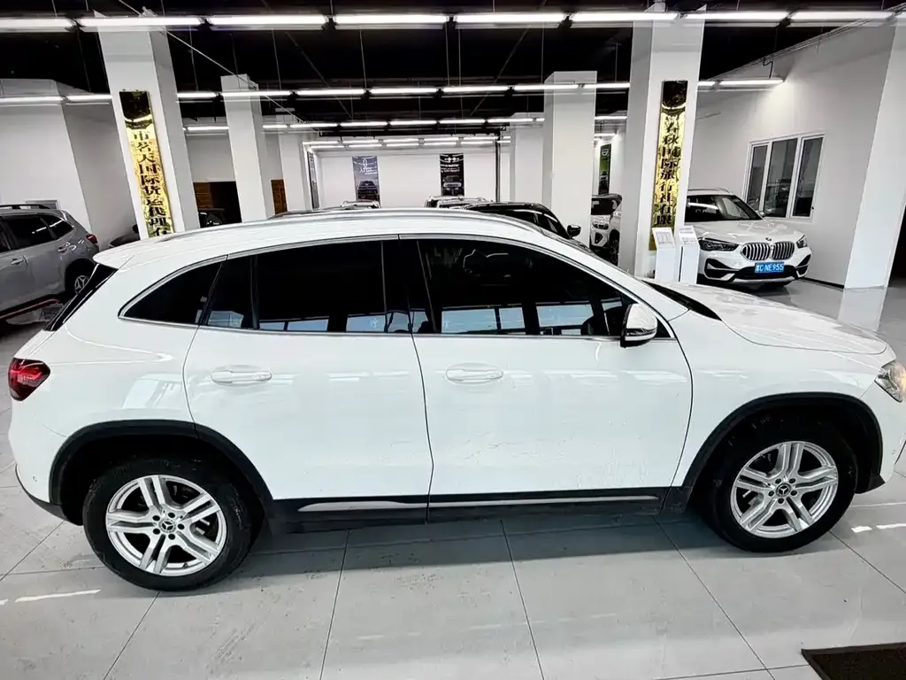 Mercedes-Benz GLA — фото 2