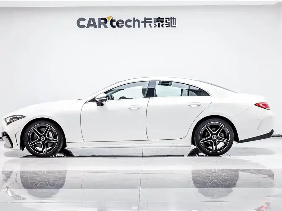 Mercedes-Benz CLS — фото 2