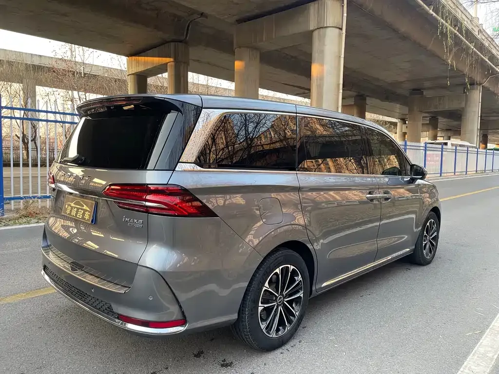 Roewe iMAX8 — фото 4