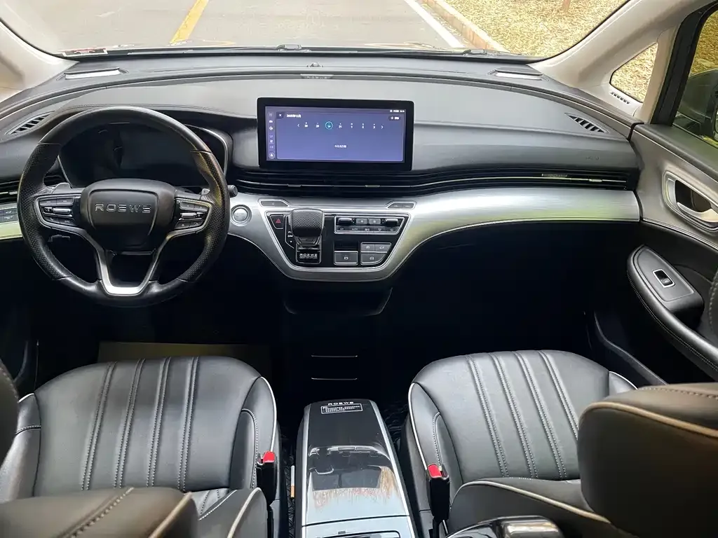 Roewe iMAX8 — фото 3