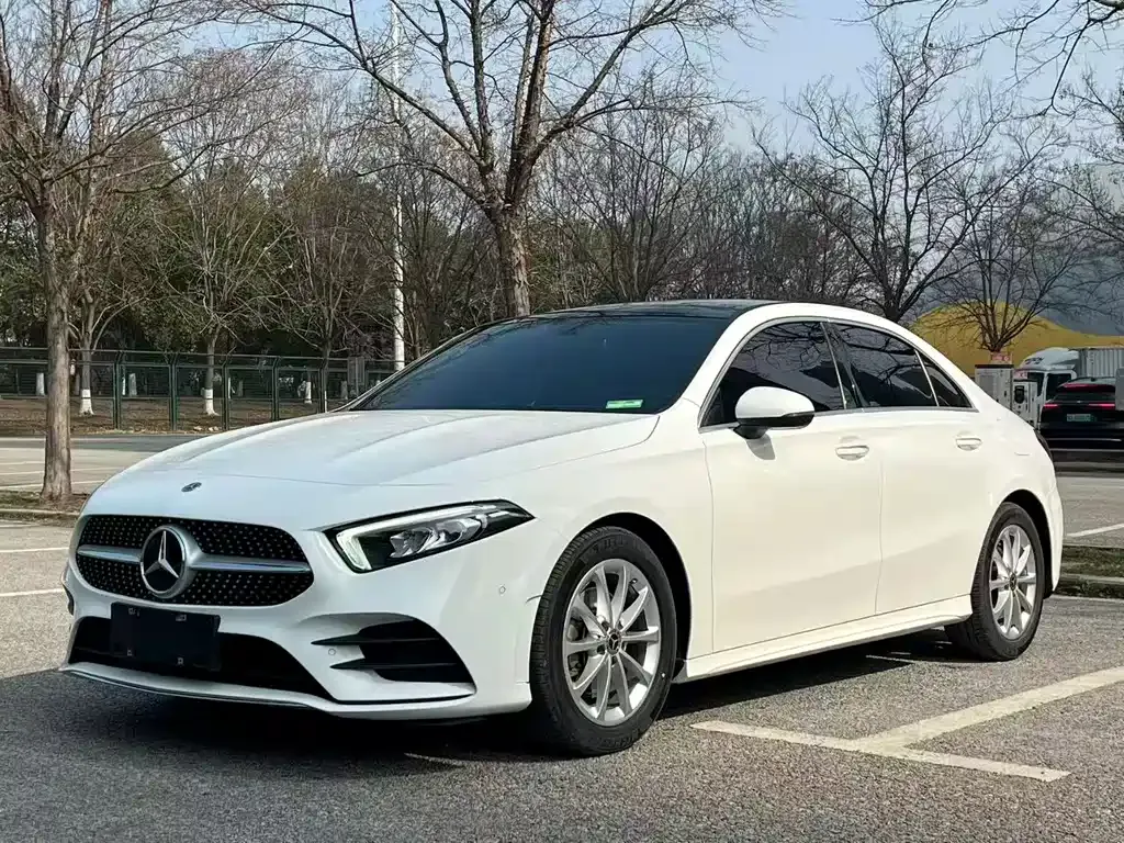 Mercedes-Benz A-Class — фото 1