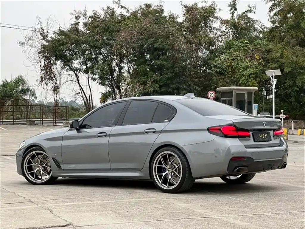 BMW 5 Series (Import) — фото 6