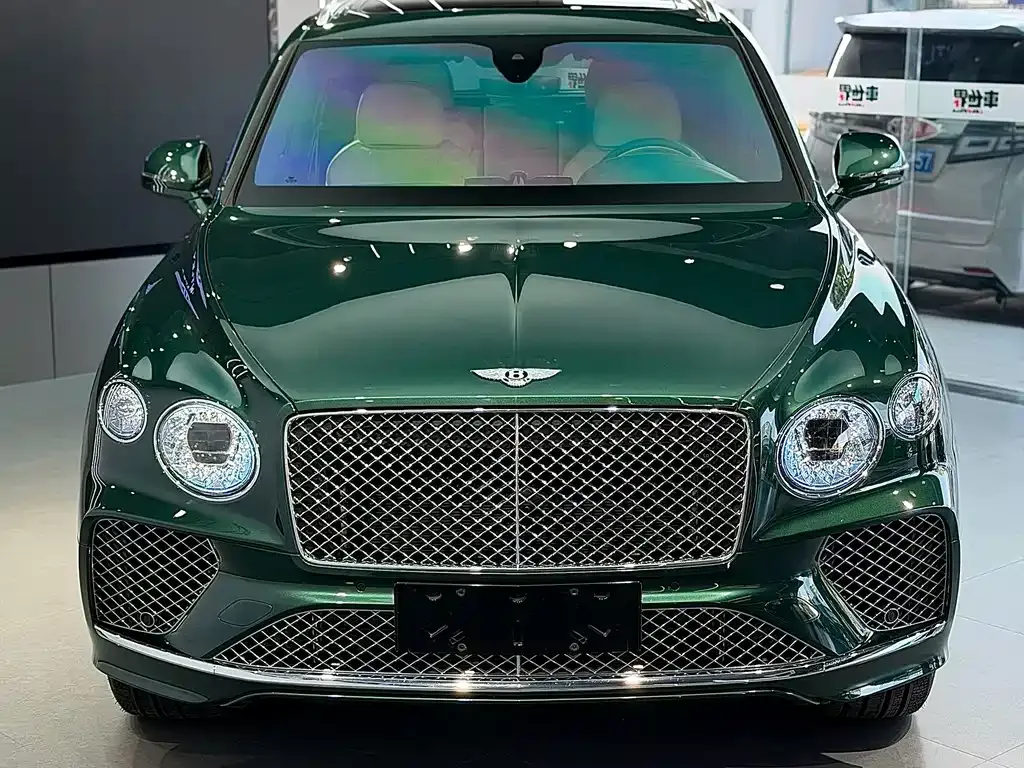 Bentley Bentayga — фото 6