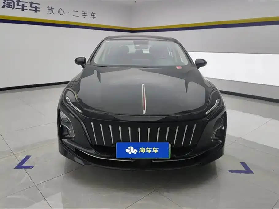 Hongqi E-QM5 — фото 2