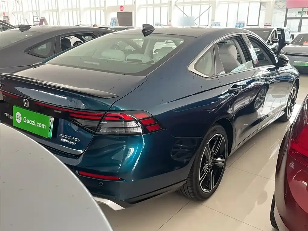 Honda Accord New Energy — фото 7