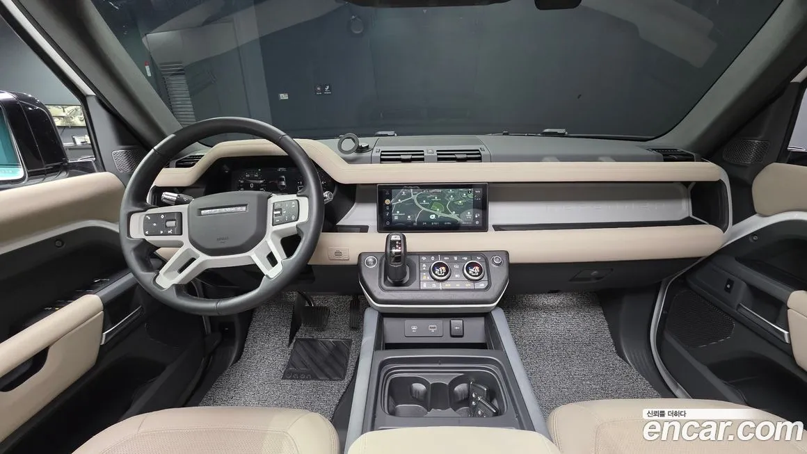 Land Rover Defender — фото 10